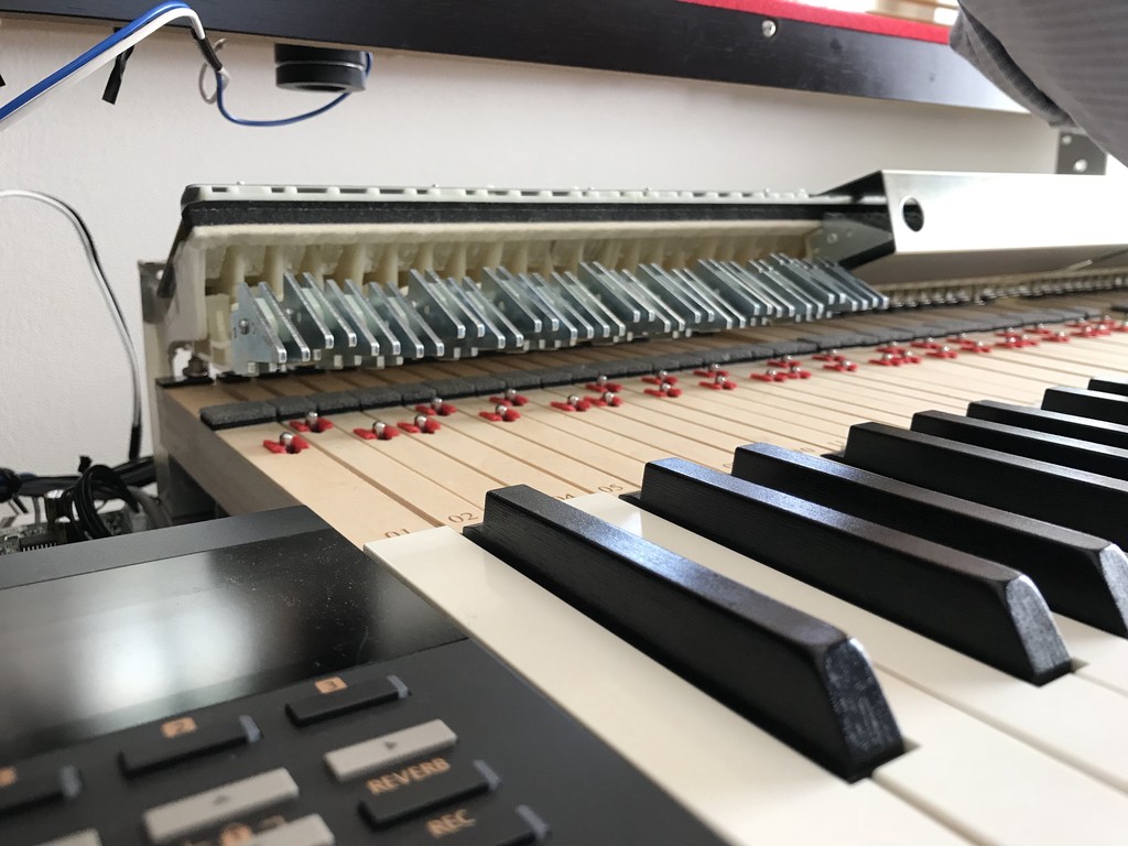 Sửa Đàn Piano Không Lên Nguồn